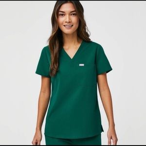 Hunter Green Catarina One Pocket Figs Scrub Top